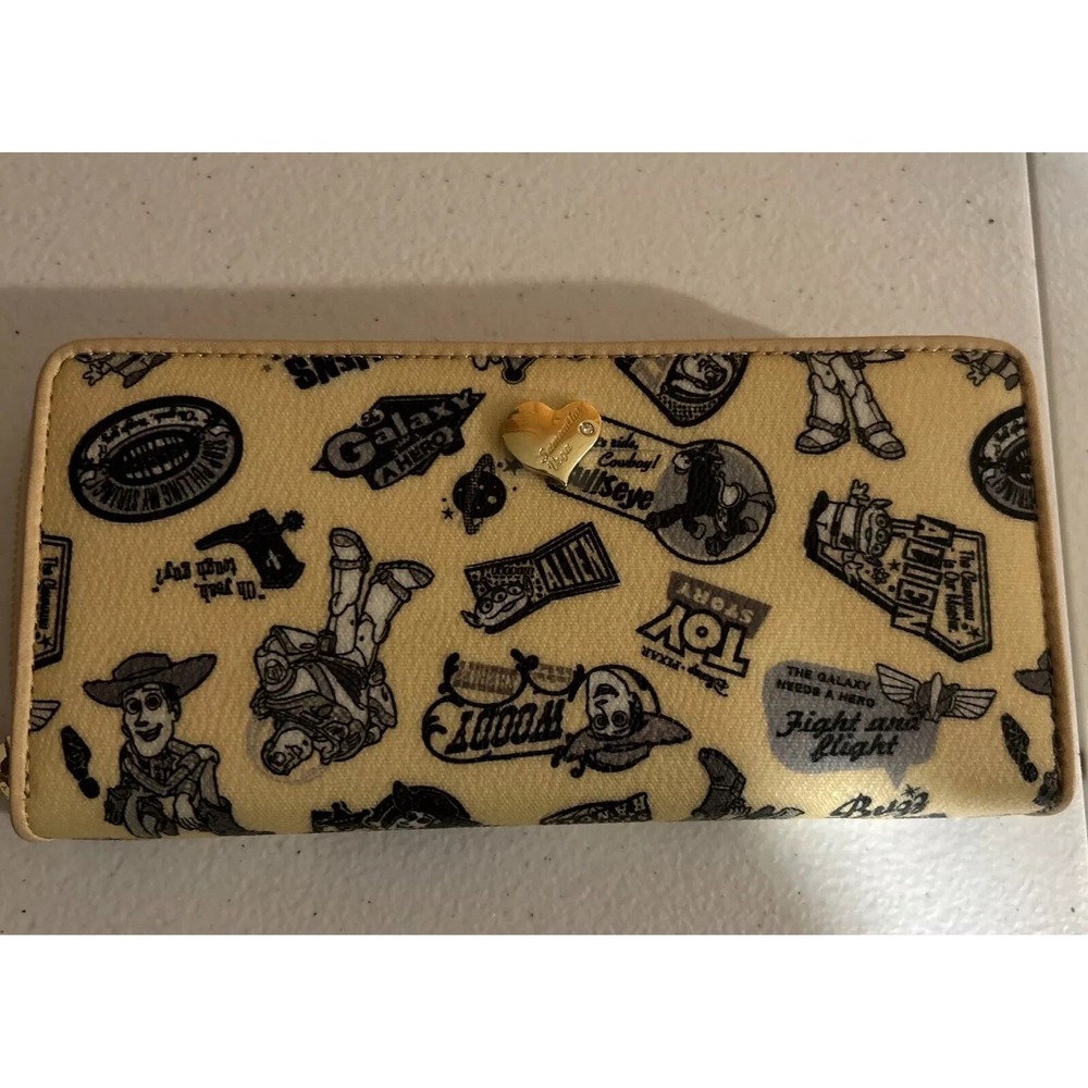 Samantha Vega By Samantha Thavasa Retro Toy Story Zip Around Wallet Clutch JAPAN